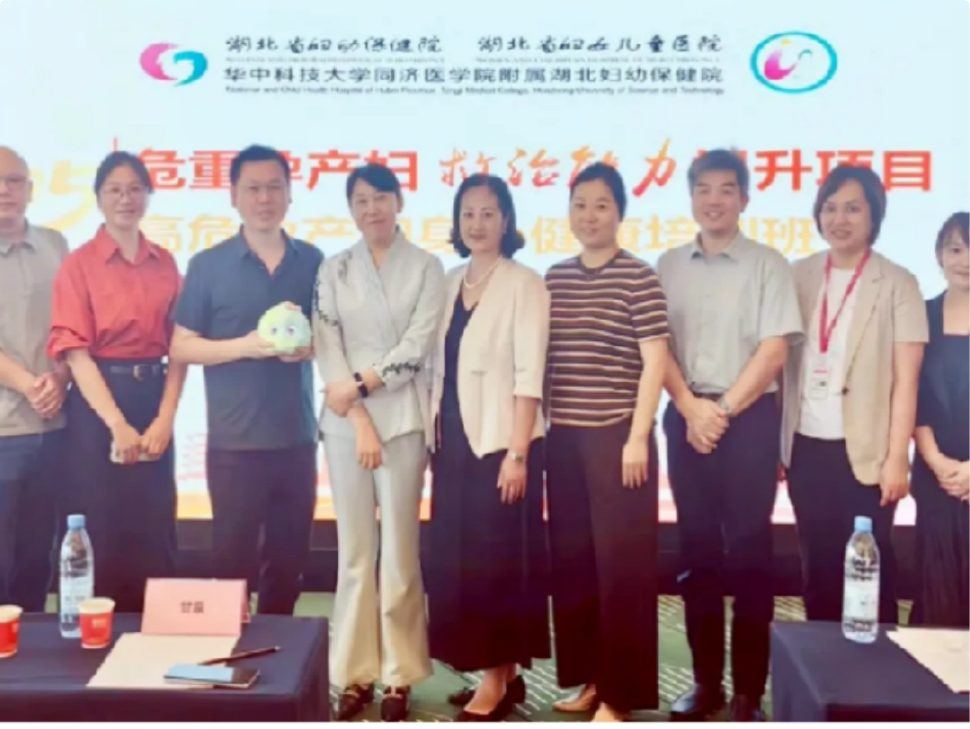 有爱智能携超级球球AI儿童陪伴机器人亮相WAIC2026世界人工智能大会