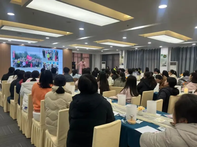 “超级球球”亮相襄阳市儿童福利院，关爱教职工和特殊处境儿童心理健康